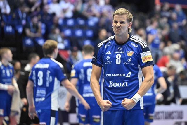 Iceland's wing #08 Bjarki Mar Elisson reacts during the men's EHF Euro 2026 preliminary round group F handball match Iceland vs Italy in Kristianstad, Sweden, on January 16, 2026. (Photo by Johan Nilsson/TT / TT NEWS AGENCY / AFP) / Sweden OUT
