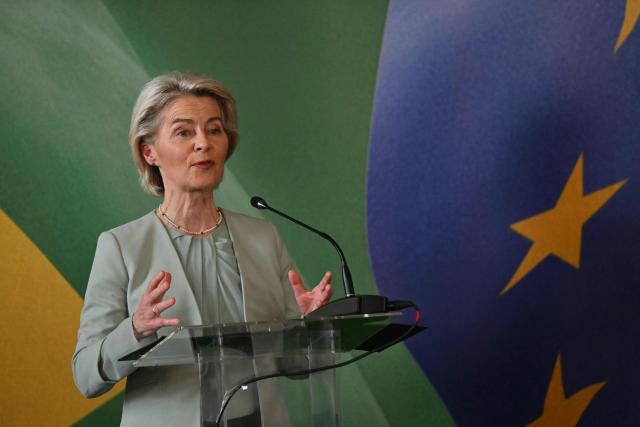 President of the European Commission Ursula von der Leyen speaks during a press conference after a meeting with Brazil's President Luiz Inacio Lula da Silva within the framework of the signing agreement between the European Union and Mercosur at Itamaraty Palace in Rio de Janeiro, Brazil, on January 16, 2026. Mercosur and the European Union will sign an agreement on January 17 in Paraguay that will create one of the largest free trade areas in the world, with the stated aim of seeking a “third way” between the United States and China, but which is causing friction with the European agricultural sector and industrialists in Brazil and Argentina. (Photo by Mauro PIMENTEL / AFP)