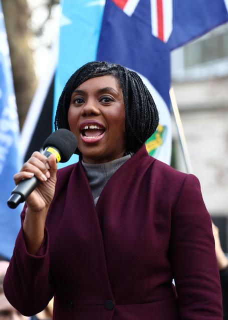Britain's main opposition Conservative Party leader, Kemi Badenoch speaks to crowds gathering at the site of the former Royal Mint in London on January 17, 2026, to demonstrate against a proposal to move China's embassy to this site, a stones-throw from The Tower of London. Britain's government is set to announce this week whether China can relocate its embassy from its current site in the upmarket Marylebone district, to Royal Mint Court. (Photo by Toby Shepheard / AFP)