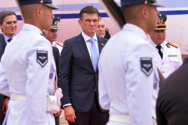 Bolivia's President Rodrigo Paz arrives at Silvio Pettirossi International Airport in Luque, Paraguay, for the signing ceremony of the agreement between the European Union and Mercosur, on January 17, 2026. The South American bloc Mercosur and the European Union will sign a deal on January 17, 25 years in the making, to create one of the world's biggest free trade areas at a time of growing protectionism and volatility. (Photo by Daniel Duarte / AFP)