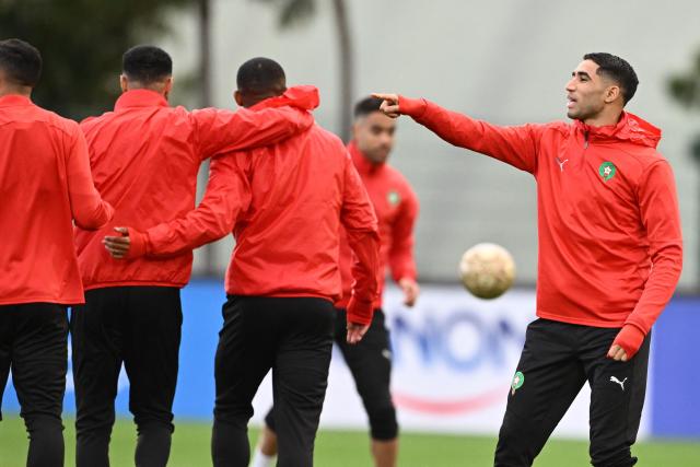 Morocco's defender #02 Achraf Hakimi takes part in a training session in Rabat on January 17, 2026, on the eve of the Africa Cup of Nations (CAN) final football match between Senegal and Morocco. (Photo by SEBASTIEN BOZON / AFP)