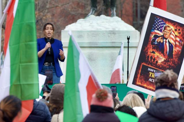 Iranian activist Sahar Hakimi, who was blinded after being shot by security forces during protests in Tehran, condemns the killing of Iranian protestors during a rally by outside the White House in Washington, DC, on January 17, 2026. The United States on January 15 said Iran halted 800 executions of protesters under pressure from President Donald Trump, after Gulf allies appeared to pull him back from military action over Tehran's deadly crackdown on demonstrations. Iran was shaken over the last week by some of the biggest anti-government protests in the history of the Islamic republic, although the demonstrations appear to have diminished over the last few days in the face of repression and a week-long internet blackout. (Photo by Amid FARAHI / AFP)