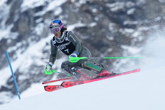 Brazil's Lucas Pinheiro Braathen competes in the first run of the men's slalom race of the FIS Alpine Skiing World Cup in Wengen, on January 18, 2026. (Photo by Dimitar DILKOFF / AFP)