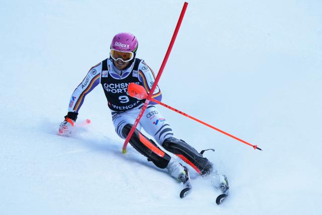 Germany's Linus Strasser competes in the first run of the men's slalom race of the FIS Alpine Skiing World Cup in Wengen, on January 18, 2026. (Photo by Dimitar DILKOFF / AFP)