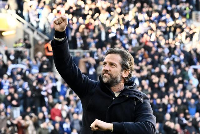 Gent's Belgian head coach Rik De Mil reacts during the Belgian "Pro League" First Division football match between KAA Gent and Anderlecht at the KAA Stadium in Ghent on January 18, 2026. (Photo by MAARTEN STRAETEMANS / BELGA / AFP) / Belgium OUT