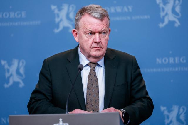 Danish Foreign Minister Lars Løkke Rasmussen and his Norwegian counterpart (not in picture) address a press conference at the Ministry of Foreign Affairs in Oslo, Norway, on January 18, 2026. (Photo by Jonas Been Henriksen / NTB / AFP) / Norway OUT