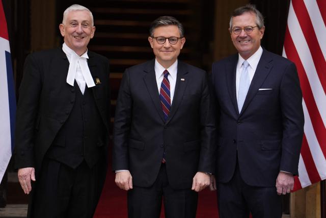 Britain's Speaker of the House of Commons Lindsay Hoyle (L) poses with US House Speaker Mike Johnson (C) and US ambassador to the UK, Warren Stephens (R), during a visit to the House of Commons in central London on January 19, 2026. (Photo by Jordan Pettitt / POOL / AFP)
