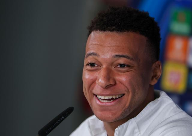 Real Madrid's French forward #10 Kylian Mbappe attends a press conference on the eve of the UEFA Champions League league phase day 7 football match between Real Madrid CF and AS Monaco at Real Madrid Sports City in Valdebebas, on the outskirts of Madrid, on January 19, 2026. (Photo by Pierre-Philippe MARCOU / AFP)