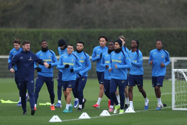 Tottenham Hotspur's players take part in a team training session at the Tottenham training centre in Enfield, north London, on January 19, 2026, the eve of their UEFA Champions League league phase football match against Dortmund. (Photo by Adrian Dennis / AFP)