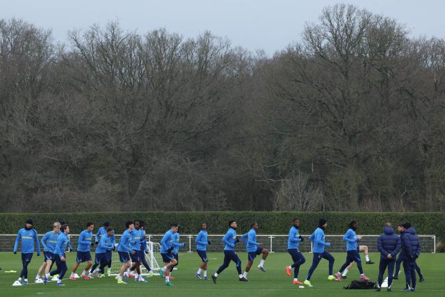 Tottenham Hotspur's players take part in a team training session at the Tottenham training centre in Enfield, north London, on January 19, 2026, the eve of their UEFA Champions League league phase football match against Dortmund. (Photo by Adrian Dennis / AFP)