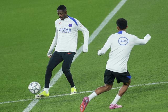 Paris SG’s French forward #10 Ousmane Dembele (L) attends a training session on the eve of the UEFA Champions League league phase day 7 football match between Sporting CP and Paris SG at Alvalade stadium in Lisbon, on January 19, 2026. (Photo by PATRICIA DE MELO MOREIRA / AFP)