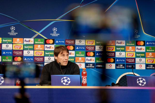 Napoli's Italian coach Antonio Conte delivers a press conference at the Parken Stadium in Copenhagen, Denmark on January 19, 2026, on the eve of their UEFA Champions League football match against FC Copenhagen. (Photo by Liselotte Sabroe / Ritzau Scanpix / AFP) / Denmark OUT