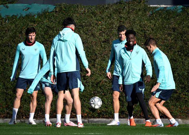 Athletic Club Bilbao's players attend a training session on the eve of the UEFA Champions League league phase day 7 football match between Atalanta and Athletic Club Bilbao, at the Lezama training centre in Lezama on January 20, 2026. (Photo by ANDER GILLENEA / AFP)