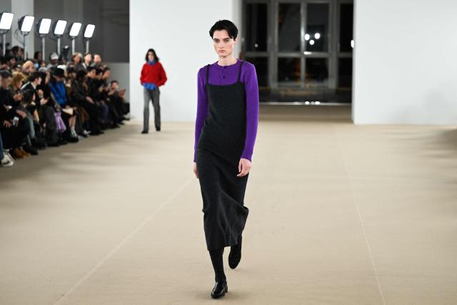 A model presents a creation for the Auralee Menswear Ready-to-wear Fall-Winter 2026/2027 collection as part of the Paris Fashion Week in Paris on January 20, 2026. (Photo by Blanca CRUZ / AFP)