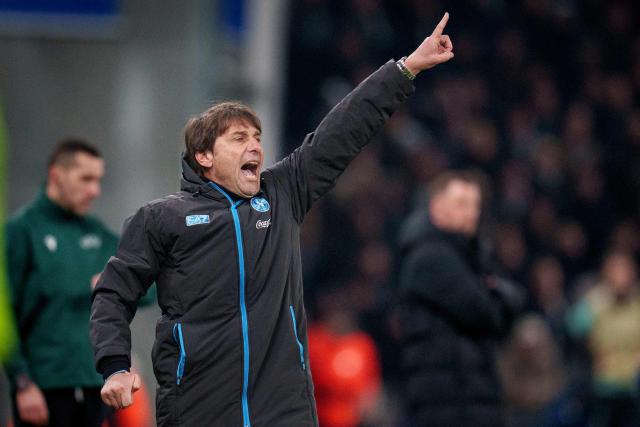 Napoli's Italian coach Antonio Conte gestures on during the UEFA Champions League, league phase day 7, football match between FC Copenhaben and SSC Napoli in Copenhagen on January 20, 2026. (Photo by Liselotte Sabroe / Ritzau Scanpix / AFP) / Denmark OUT