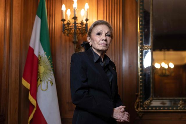 Iran's Former Empress Farah Pahlavi poses during a photo session at her home in Paris on January 20, 2026. The widow of Iran's former shah, Farah Pahlavi, believes that ‘there is no turning back’ after the protests against the Islamic Republic and says she is convinced that Iranians will emerge ‘victorious from this unequal struggle,’ in an interview with AFP on January 20, 2026. (Photo by JOEL SAGET / AFP)