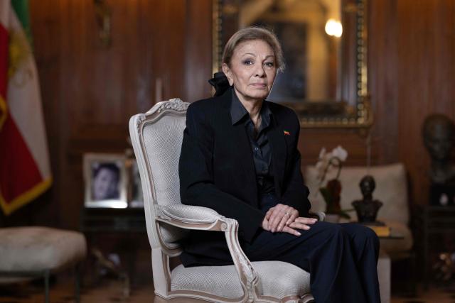 Iran's Former Empress Farah Pahlavi poses during a photo session at her home in Paris on January 20, 2026. The widow of Iran's former shah, Farah Pahlavi, believes that ‘there is no turning back’ after the protests against the Islamic Republic and says she is convinced that Iranians will emerge ‘victorious from this unequal struggle,’ in an interview with AFP on January 20, 2026. (Photo by JOEL SAGET / AFP)