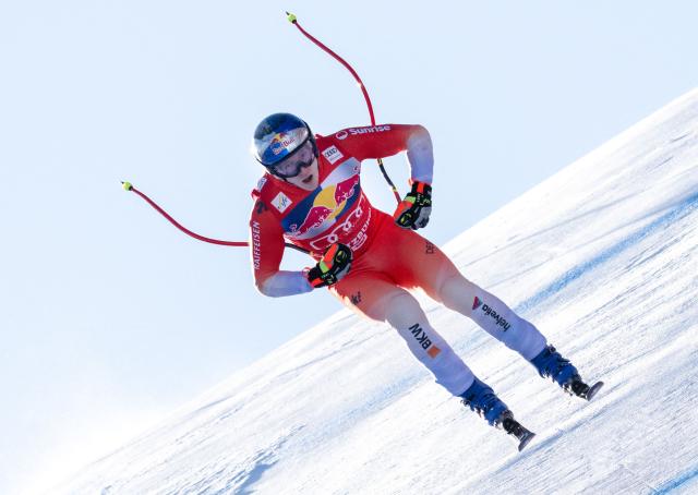 Switzerland's Marco Odermatt races during a training session for the Men's Downhill event of the FIS Alpine Skiing World Cup in Kitzbuehel, Austria, on January 21, 2026. (Photo by Joe Klamar / AFP)