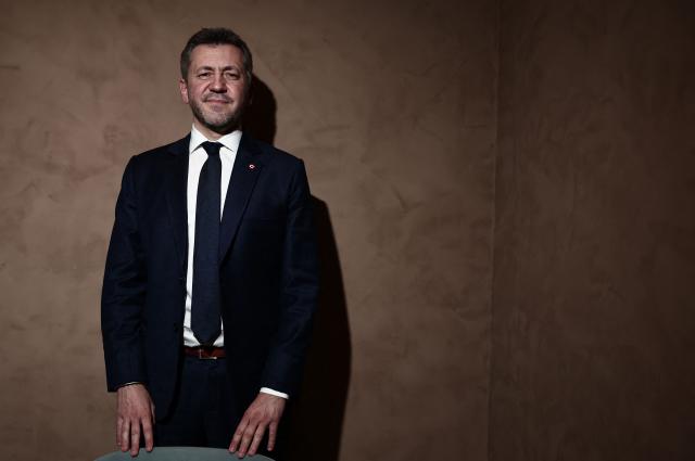 French Rassemblement National (RN) party's candidate for the mayor of Marseille, Franck Allisio, poses during a photo session in Marseille, southern France, on January 21, 2026. (Photo by Thibaud MORITZ / AFP)