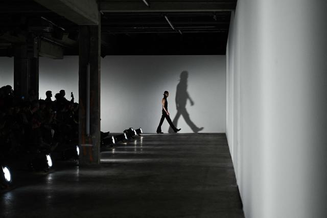 A model presents a creation by Egonlab for the Menswear Ready-to-wear Fall-Winter 2026/2027 collection as part of the Men Paris Fashion Week in Paris on January 21, 2026.  (Photo by Blanca CRUZ / AFP)