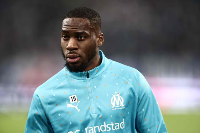 Marseille's Central African Republic's midfielder #19 Geoffrey Kondogbia  warms up prior to the start of the the UEFA Champions League, league phase day 7, football match between Olympique de Marseille (OM) and Liverpool FC at the Stade Velodrome in Marseille, southern France, on January 21, 2026. (Photo by Thibaud MORITZ / AFP)