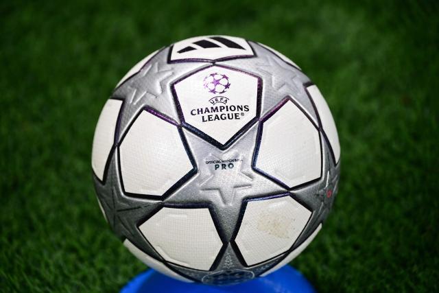 This photograph shows the ball ahead of the UEFA Champions League, league phase day 7, football match between Atalanta Bergame and Athletic Bilbao at the stadio Atleti Azzurri d'Italia stadium in Bergamo on January 21, 2026. (Photo by PIERO CRUCIATTI / AFP)