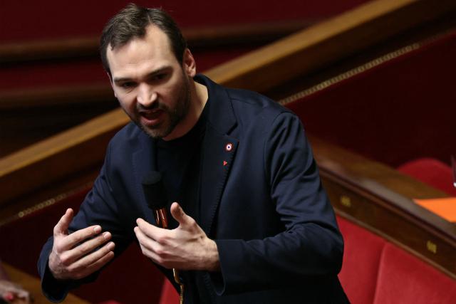La France Insoumise - Nouveau Front Populaire's MP Ugo Bernalicis delivers a speech during a debate on the examination of draft legislation proposed by Les Républicains (LR) group, which sets the agenda  during their parliamentary niche at the National Assembly in Paris, on January 22, 2026. (Photo by Thomas SAMSON / AFP)