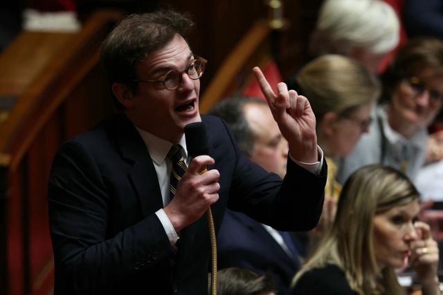 Ensemble Pour la Republique's MP Pierre Cazeneuve delivers a speech during a debate on the examination of draft legislation proposed by Les Républicains (LR) group, which sets the agenda  during their parliamentary niche at the National Assembly in Paris, on January 22, 2026. (Photo by Thomas SAMSON / AFP)