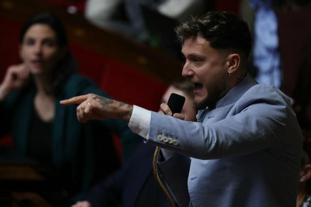 La France Insoumise - Nouveau Front Populaire's MP Raphael Arnault delivers a speech during a debate on the examination of draft legislation proposed by Les Républicains (LR) group, which sets the agenda  during their parliamentary niche at the National Assembly in Paris, on January 22, 2026. (Photo by Thomas SAMSON / AFP)