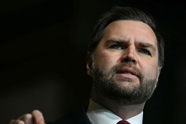 US Vice President JD Vance speaks at an industrial shipping facility on the administration’s economic agenda and impacts on the Midwest in Toledo, Ohio, on January 22, 2026. (Photo by Jim WATSON / POOL / AFP)