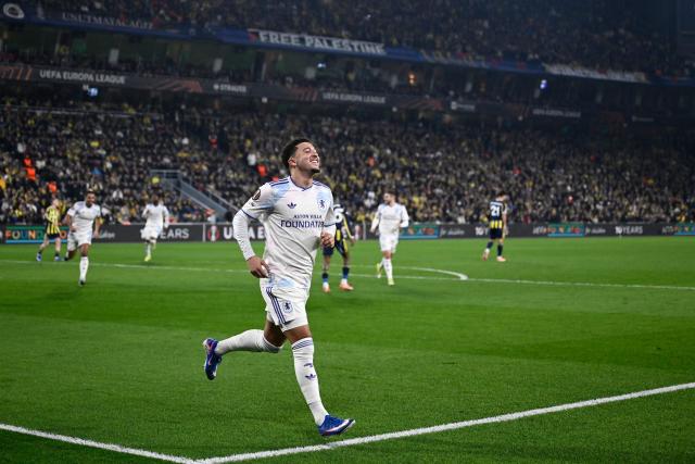 Aston Villa's English forward #19 Jadon Sancho celebrates after scoring his team's first goal during the Europa League 1st round day 7 football match between Fenerbahce and Aston Villa at Sukru Saracoglu Stadium in Istanbul on January 22, 2026. (Photo by Yasin AKGUL / AFP)