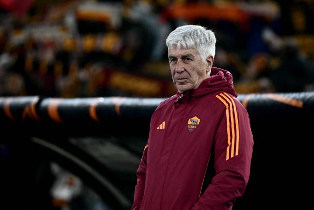 Roma's Italian coach Gian Piero Gasperini looks on prior to the Europa League 1st round day 7 football match between AS Roma and VfB Stuttgart at Stadio Olimpico in Rome on January 22, 2026. (Photo by Filippo MONTEFORTE / AFP)