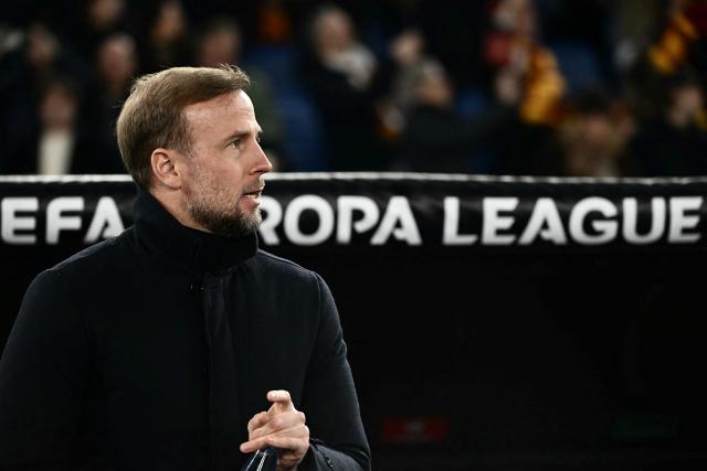 Stuttgart's German head coach Sebastian Hoenes looks on ahead of the Europa League 1st round day 7 football match between AS Roma and VfB Stuttgart at Stadio Olimpico in Rome on January 22, 2026. (Photo by Filippo MONTEFORTE / AFP)