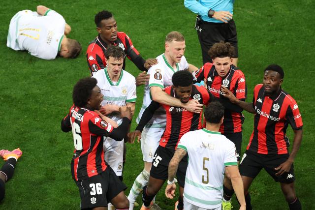 Nice and Eagles Players scuffle during the Europa League football match between OGC Nice and Go Ahead Eagles at Allianz Riviera stadium in Nice on January 22, 2026. (Photo by Valery HACHE / AFP)