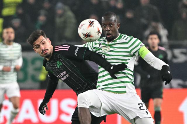 Ferencvaros' French defender #27 Ibrahim Cisse vies for the ball during the UEFA Europa League football match 1st round- Day 7 between Ferencvarosi TC and Panathinaikos in Budapest, Hungary on January 22, 2026. (Photo by Attila KISBENEDEK / AFP)