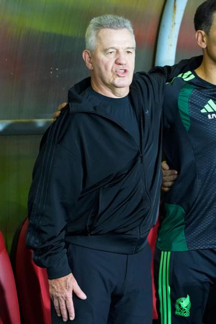 Mexico's coach Javier Aguirre gestures ahead of the international friendly football match between Panama and Mexico at the Rommel Fernandez Gutierrez Stadium in Panama City on January 22, 2026. (Photo by ARNULFO FRANCO / AFP)