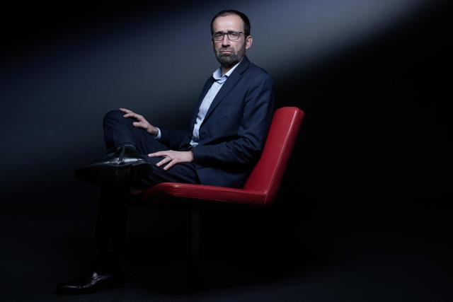 Children's Defender, Eric Delemar, poses during a photo session in Paris on January 23, 2026. Eric Delemar, on January 23, 2026, warns of the ‘human, psychological and economic’ cost of failing to take into account a youth that is ‘increasingly stigmatised’. No-kid zones, sexual violence, child protection: children's rights are ‘regularly violated’ in France, laments Delemar, calling for a real ‘political wake-up call.’ (Photo by JOEL SAGET / AFP)