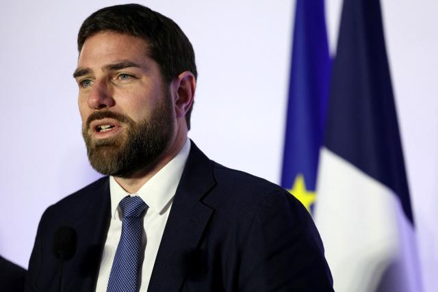 France's Housing Minister Vincent Jeanbrun speaks during a visit to a housing project in Rosny-sous-Bois, in the suburb of Paris on January 23, 2026. (Photo by Thomas SAMSON / AFP)