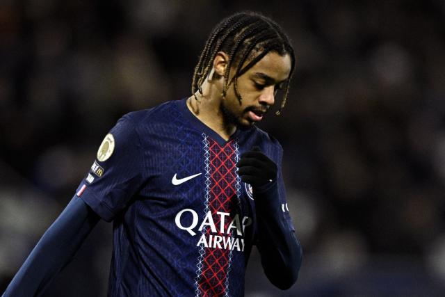 Paris Saint-Germain's French forward #29 Bradley Barcola reacts during the French L1 football match between  AJ Auxerre and Paris Saint-Germain (PSG) at Stade de l'Abbe-Deschamps in Auxerre on January 23, 2026. (Photo by JULIEN DE ROSA / AFP)