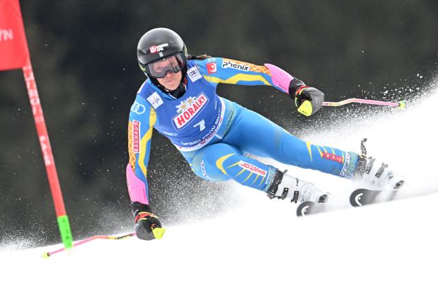Sweden's Sara Hector competes during the Women's Giant Slalom event of FIS Alpine Skiing World Cup in Spindleruv Mlyn on January 24, 2026. (Photo by Michal Cizek / AFP)