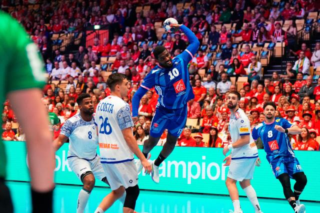 France's right back #10 Dika Mem shoots the ball during the men's EHF Euro 2026 main round handball match France vs Portugal in Herning, Denmark, on January 24, 2026. (Photo by Sebastian Elias Uth / Ritzau Scanpix / AFP) / Denmark OUT