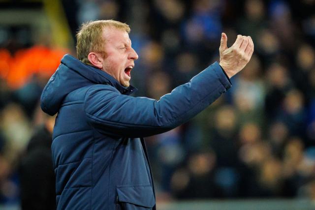 Zulte Waregem's Belgian headcoach Sven Vandenbroeck reacts during the Belgian "Pro League" First Division football match between Club Brugge KV and Zulte Waregem at the Jan Breydel Stadium in Bruges on January 24, 2026. (Photo by KURT DESPLENTER / BELGA / AFP) / Belgium OUT