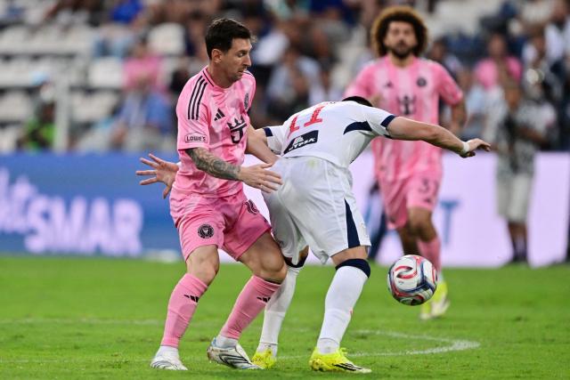 Inter Miami's Argentine forward #10 Lionel Messi controls the ball during the friendly football match between Peru's Alianza Lima and the US' Inter Miami at the Alejandro Villanueva Stadium in Lima on January 24, 2025. (Photo by Connie FRANCE / AFP)