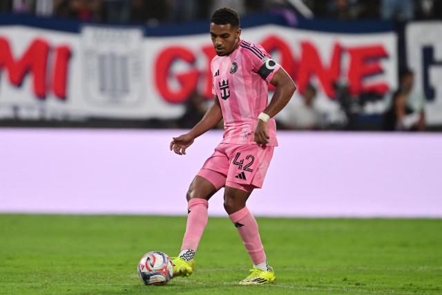 Inter Miami's Italian midfielder #42 Yannick Bright controls the ball during the friendly football match between Peru's Alianza Lima and the US' Inter Miami at the Alejandro Villanueva Stadium in Lima on January 24, 2025. (Photo by Connie FRANCE / AFP)