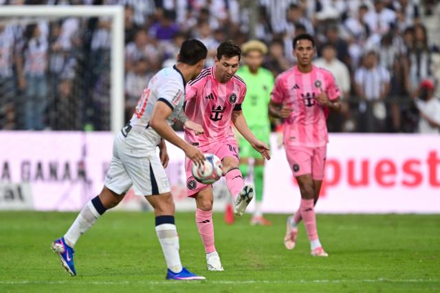 Inter Miami's Argentine forward #10 Lionel Messi kicks the ball during the friendly football match between Peru's Alianza Lima and the US' Inter Miami at the Alejandro Villanueva Stadium in Lima on January 24, 2025. (Photo by Connie FRANCE / AFP)