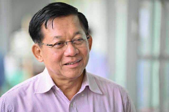 Myanmar's military chief Min Aung Hlaing visits a polling station during the third and final phase of Myanmar's general election in Mandalay on January 25, 2026. Myanmar opened the final round of its month-long election on January 25, with the dominant pro-military party on course for a landslide in a junta-run vote critics say will prolong the army's grip on power. (Photo by ANTHONY WALLACE / AFP)