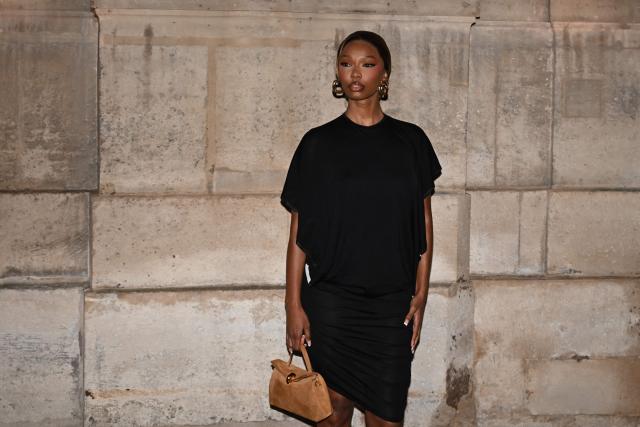 Cape Verde's singer Ronisia  poses for a photocall upon arrival to attend the Jacquemus Menswear ready-to-wear Fall-Winter 2026/2027 collection as part of the Men Paris Fashion Week in Paris on January 25, 2026. (Photo by Blanca CRUZ / AFP)