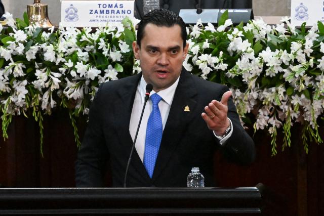 President of the Honduran Congress Tomas Zambrano speaks during the installation of the first legislature in Tegucigalpa on January 25, 2026. Earliert this month Honduras electoral authorities rejected an order by the outgoing president to recount November's election won by Trump-backed candidate Nasry Asfura, a conservative businessman who was declared the winner of Honduras's presidential election on December 24, weeks after a tight race marred by delays and allegations of fraud. (Photo by Johan ORDÓÑEZ / AFP)
