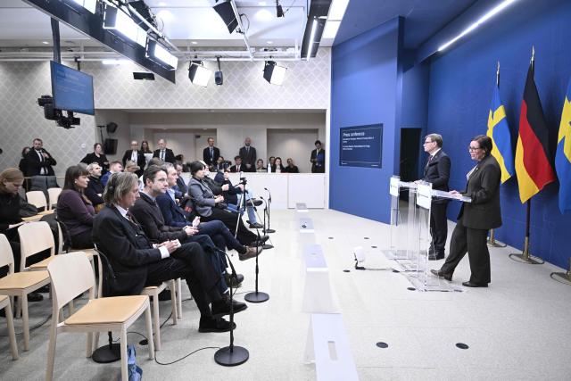 Swedish Foreign Minister Maria Malmer Stenergard and German Foreign Minister Johann Wadephul hold a joint press conference  after bilateral talks at the government headquarters Rosenbad in Stockholm, Sweden, on January 26, 2026. (Photo by Jessica Gow/TT / TT NEWS AGENCY / AFP) / Sweden OUT