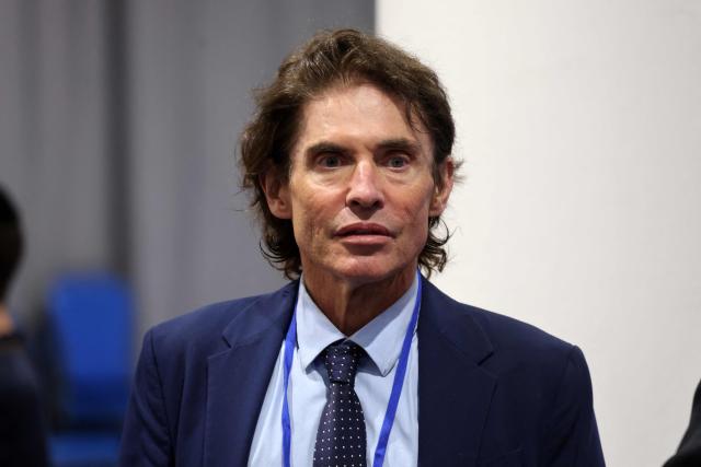 (FILES) Franco-Israeli jurist and politician Arno Klarsfeld takes part in a conference on antisemitism in Jerusalem on March 27, 2025. The Council of State On January 27, 2026 initiated disciplinary proceedings against its adviser Arno Klarsfeld, following his call on January 24, 2026 for ‘round-ups’ to be carried out in France to arrest illegal immigrants, according to a source close to the case confirming information reported by Le Figaro and FranceInfo. (Photo by Menahem KAHANA / AFP)